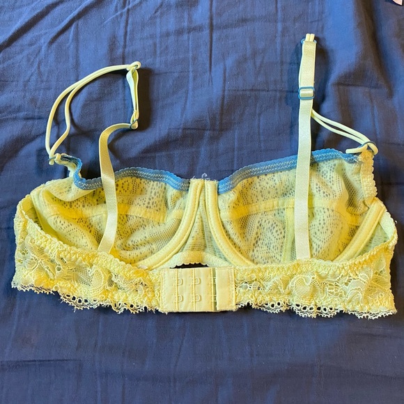 32C Balconette Bra - Picture 2 of 3